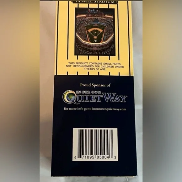 Dowdle Folk Art 1000 Piece Jigsaw Puzzle YANKEE STADIUM Baseball 18x24” w/Puzzle - Picture 13 of 16